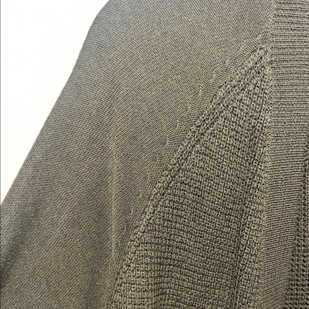 Elegant Olive Cardigan - Picture 3 of 5